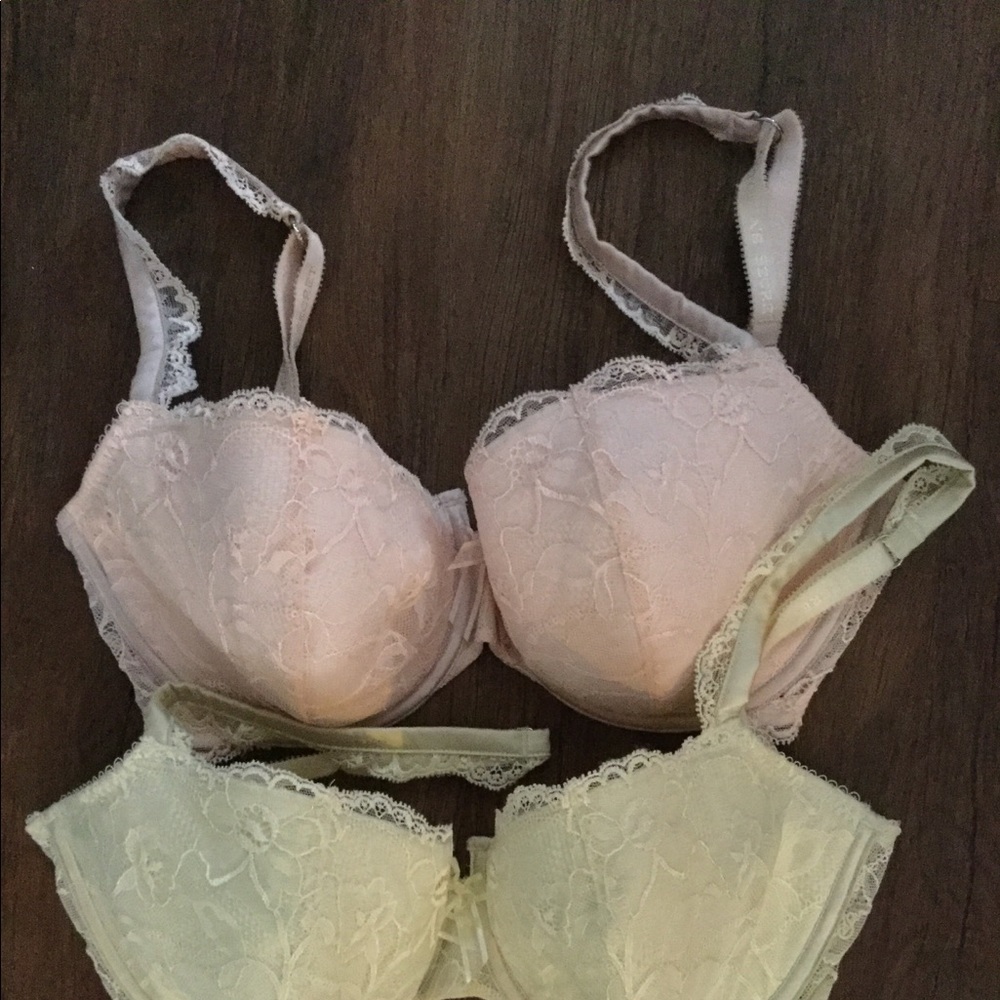NWOT Victoria Secret bras